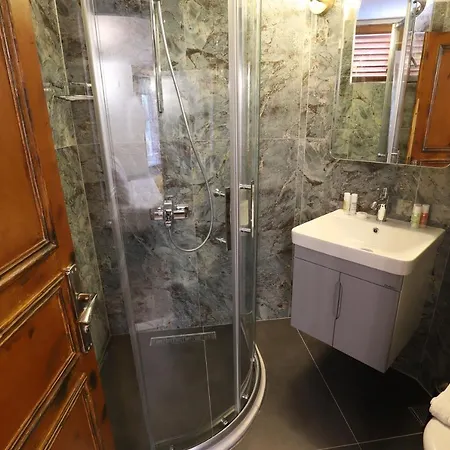 ホテル White Garden Hotel-adult Only 3*