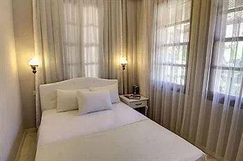 ホテル White Garden Hotel-adult Only 3*